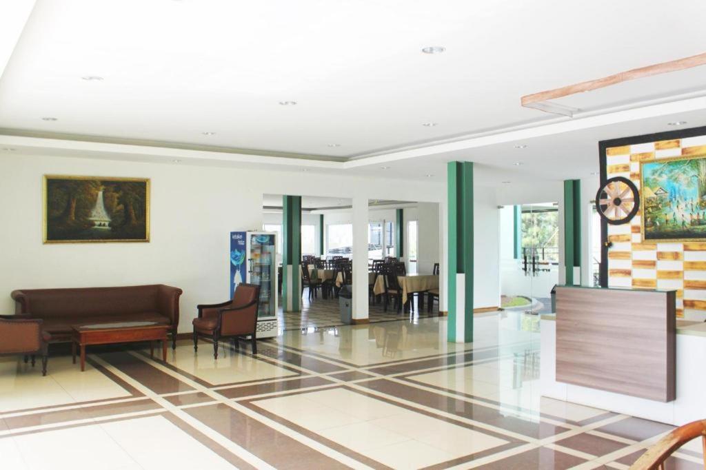 Graha Widjaja Hotel Puncak Exterior photo